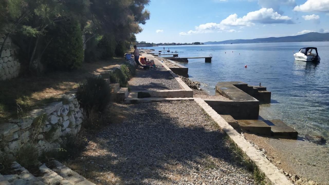 Dora 2 Apartmán Bibinje